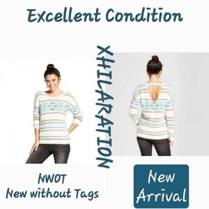 Xhilaration Cozy Stripe Fuzzy Sweater. NWOT Size XS runs Big